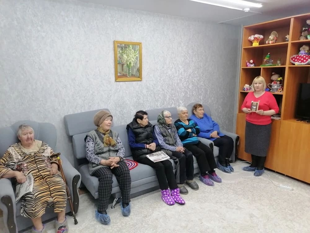 Библиотечный час