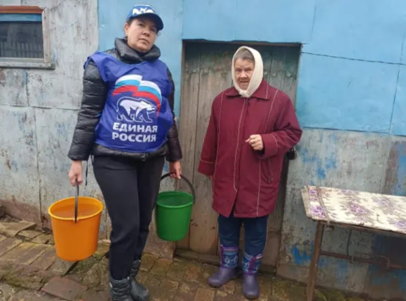 300 пенсионеров получили помощь нижегородских волонтёров