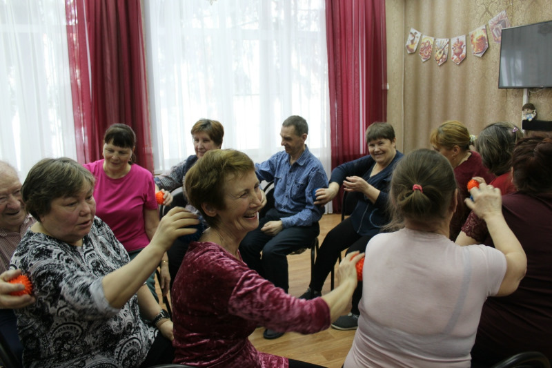 Физкультурно - оздоровительная программа «Спорту возраст не помеха»