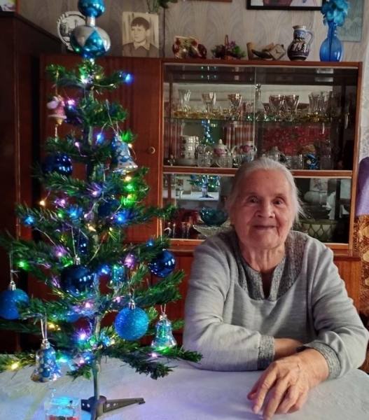 Новый год стучится в окна