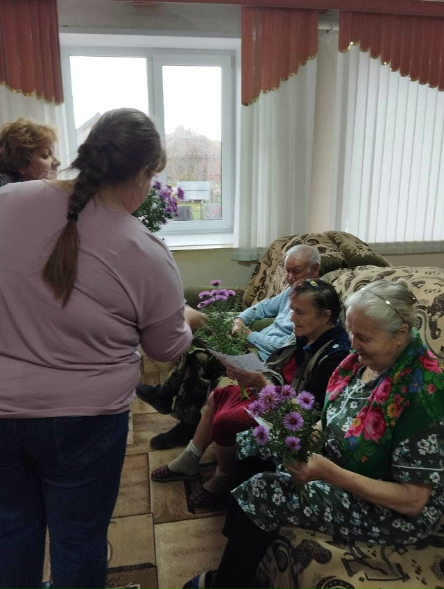 Вы прекрасны, женщины села.