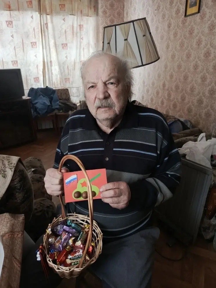 Поздравление с 23 февраля подопечного центра