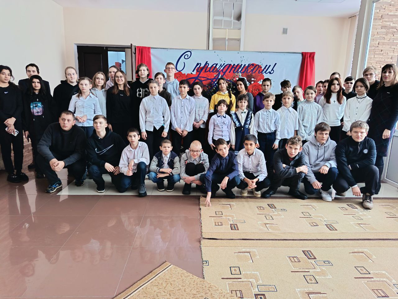 Учащиеся школ г.Урень посетили кинотеатр 