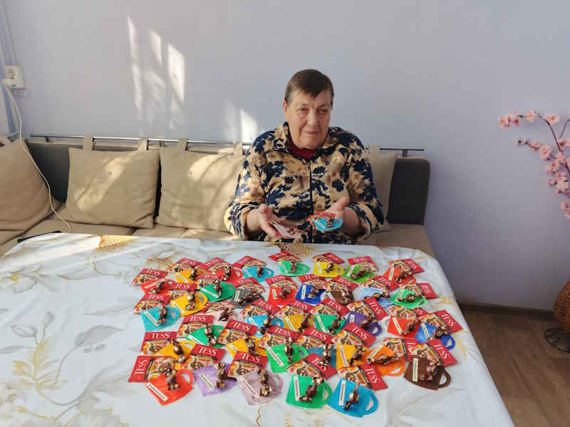 Поделка «Кружка с чаем» ко Дню пожилого человека